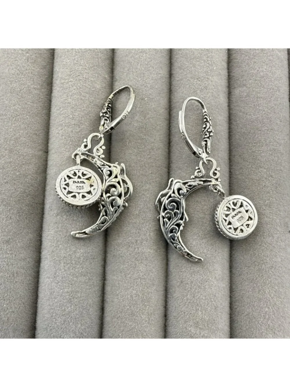 Sarda Sterling Silver Earrings Moon Face Celestial Mother of Pearl Drop Bali 925